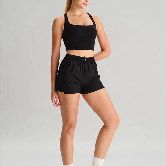 Berlook Activewear Black Strappy Open-Back Sports Bra - Picture 4 of 6